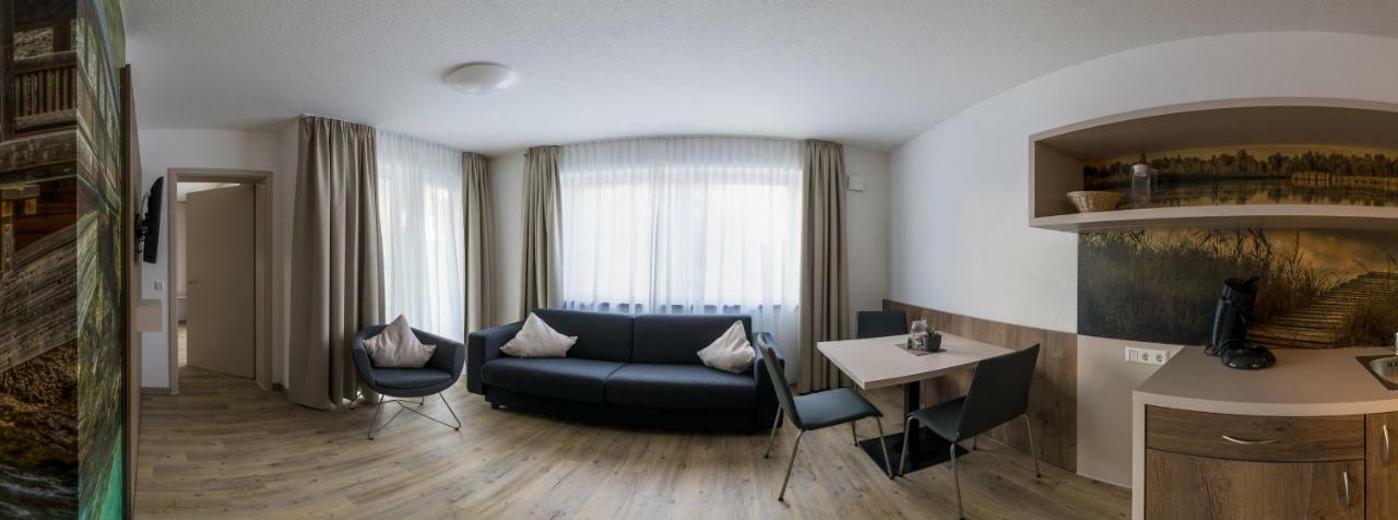 Boarding & House T24 Aparthotel Bad Wurzach Exterior foto